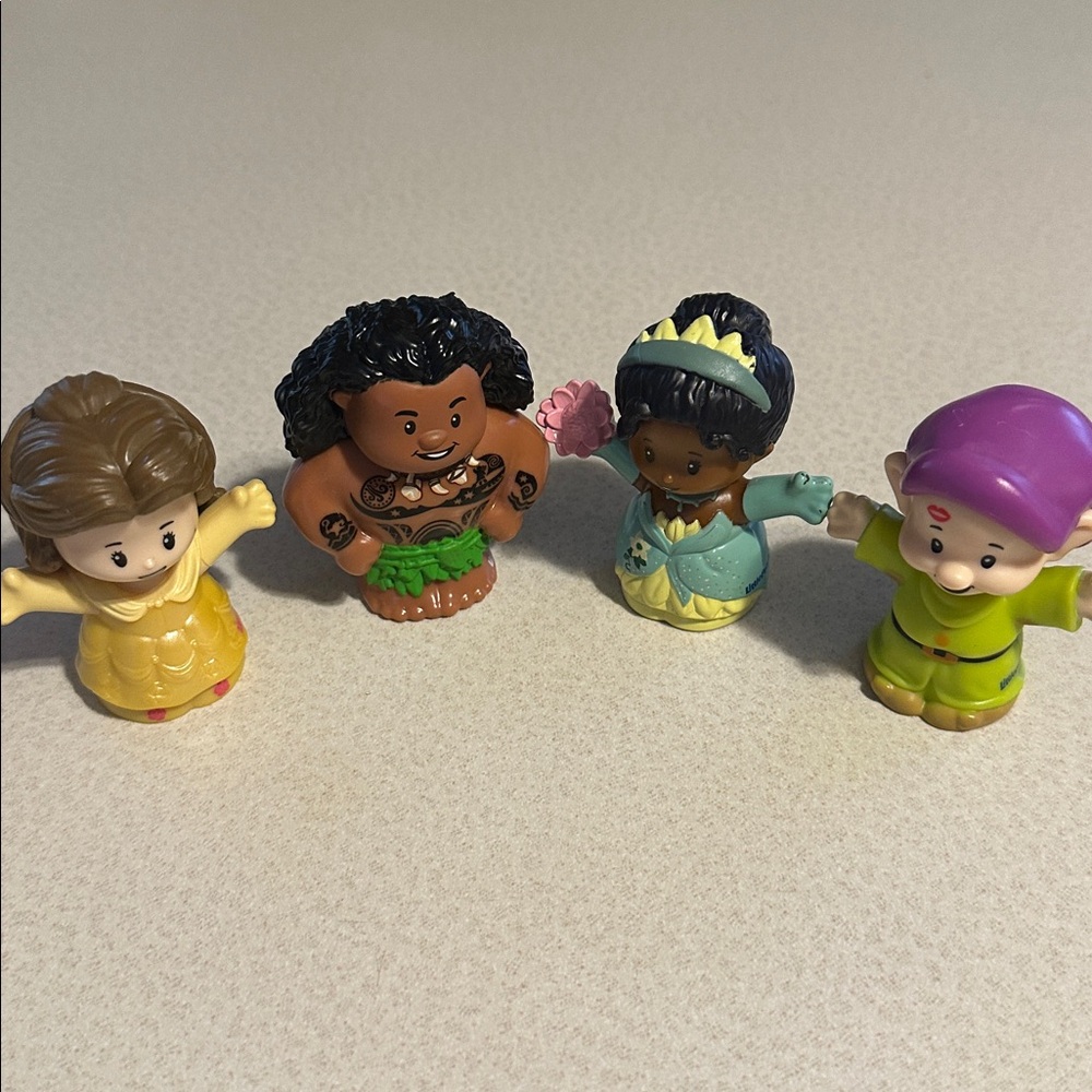 10 vintage Fisher Price little people mixed lot full of play time (set 1) - Picture 5 of 6